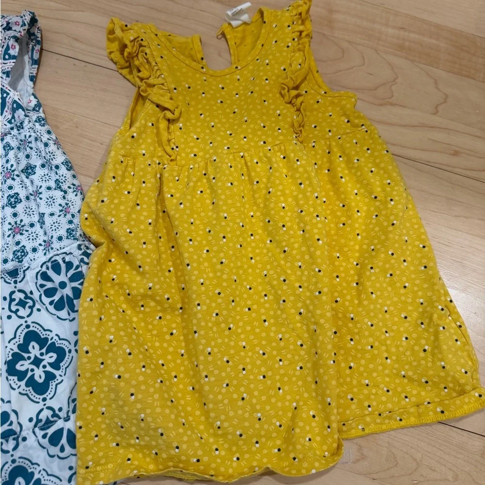 Old Navy features pattern